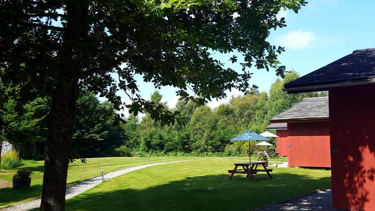 Torcroft Lodges Дръмнадрочит Екстериор снимка