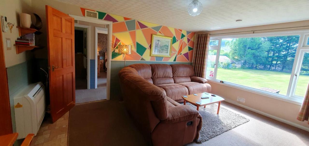 Torcroft Lodges Дръмнадрочит Екстериор снимка