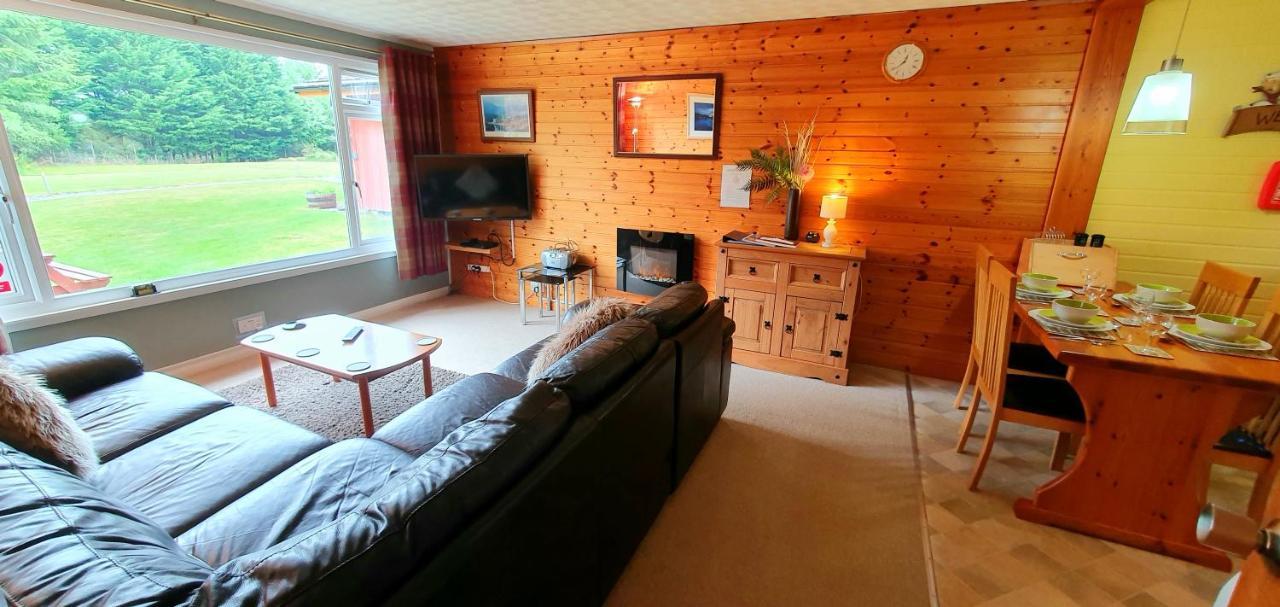 Torcroft Lodges Дръмнадрочит Екстериор снимка